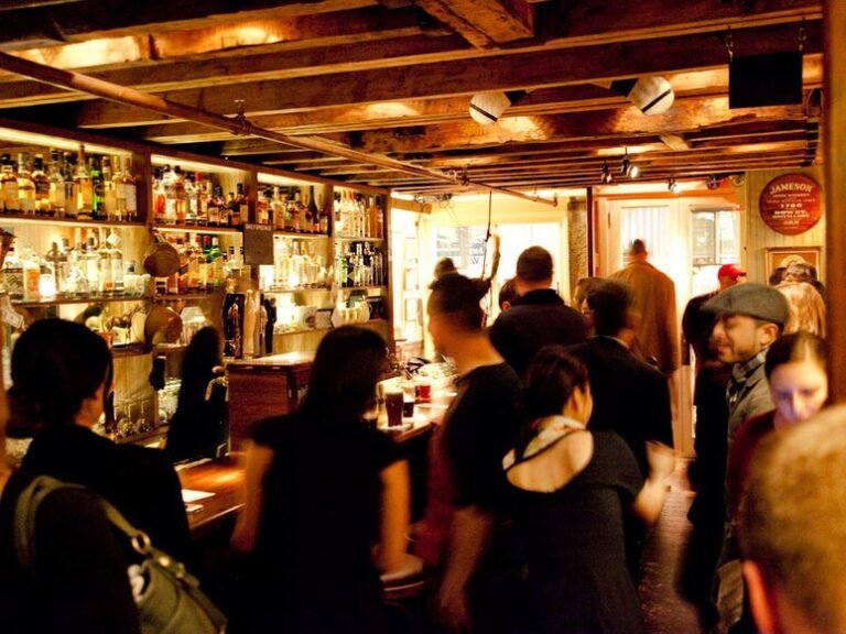 Für Europäer oft eigentümlich anmutend – Die Regeln rund um Alkohol in New York (und dem Rest der USA) und wie es zu ihnen kam